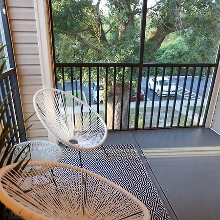 Lux 2Bd 2Ba Minutes From The Water Leilighet Pensacola Eksteriør bilde