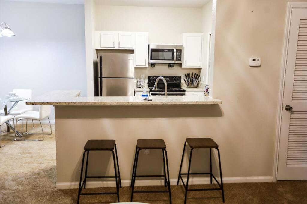 Lux 2Bd 2Ba Minutes From The Water Leilighet Pensacola Eksteriør bilde